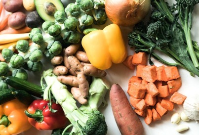 Alimentos ricos en fibra: tabla completa y cuánta necesitas al día